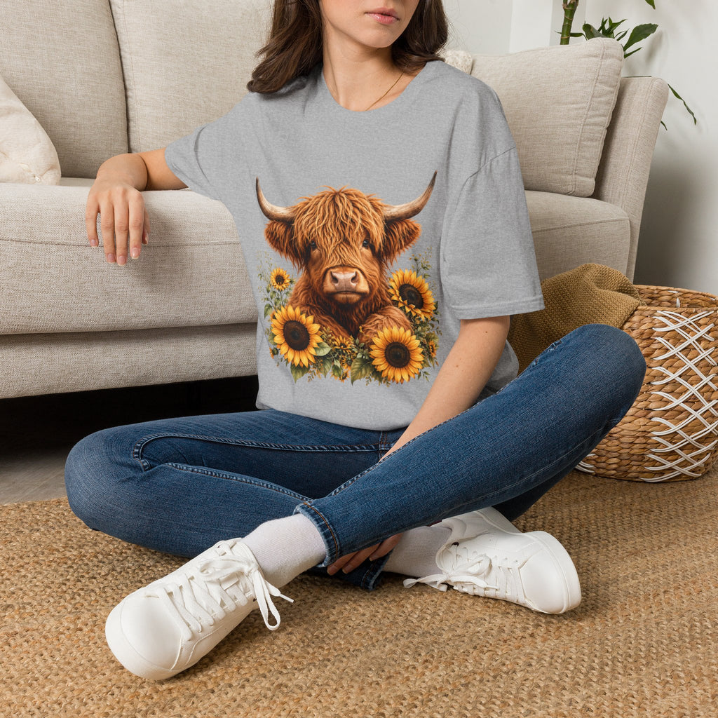 Highland Cow Sunflower T-Shirt — Cute Farm Animal Graphic Tee